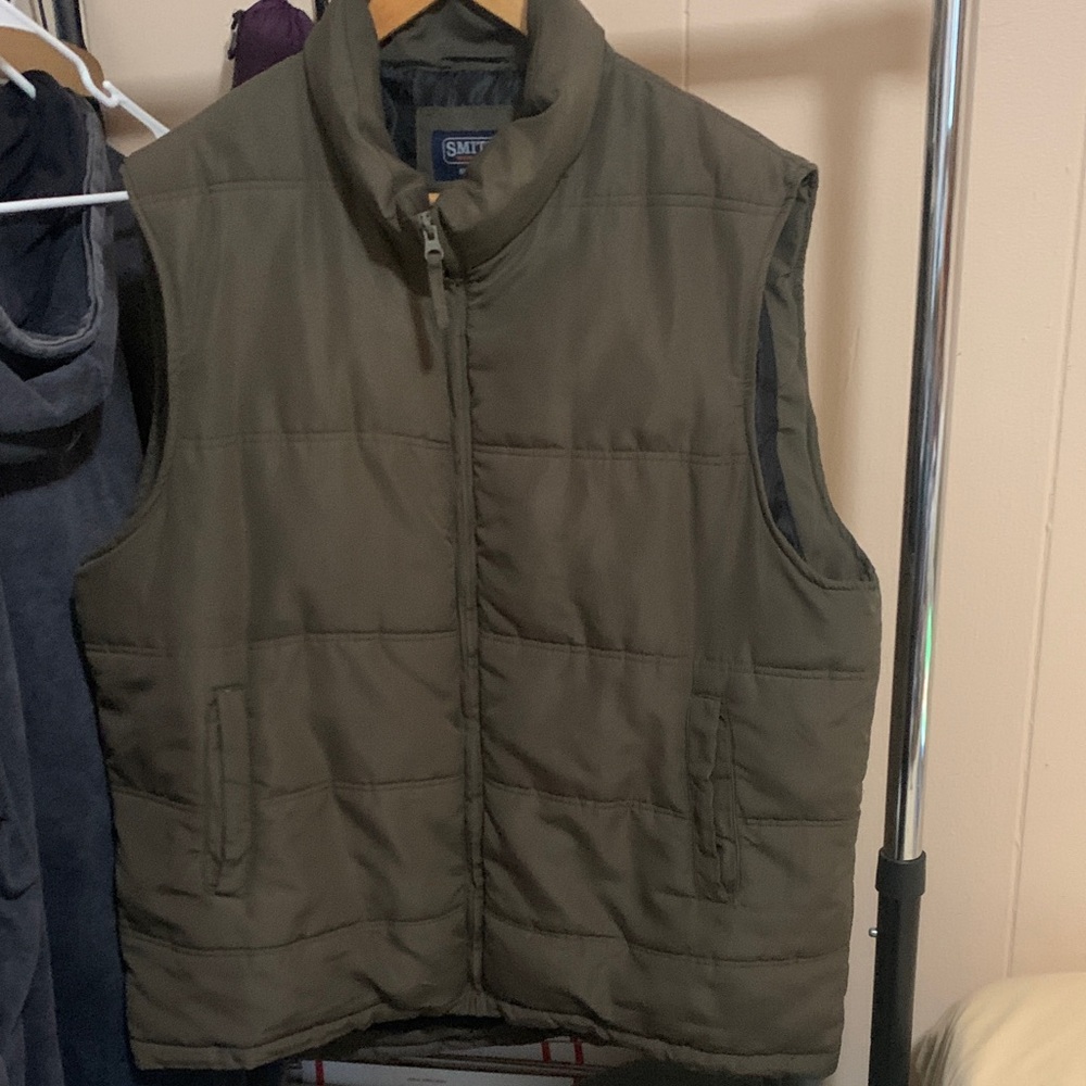 SMITH Men's Green Vest